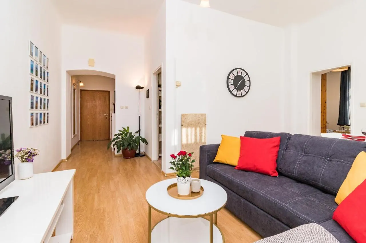 Apartman Lussi Pula Lägenhet