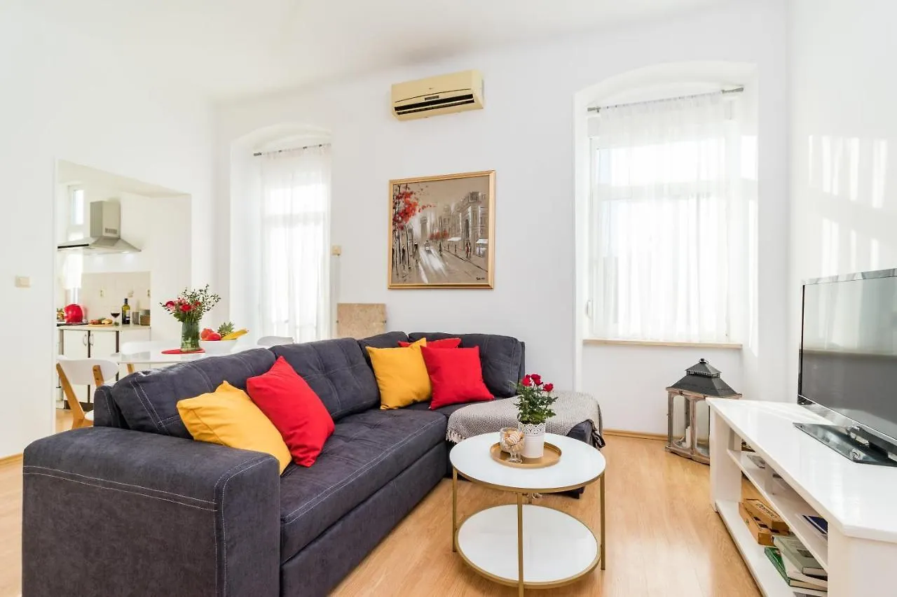 Apartman Lussi Pula